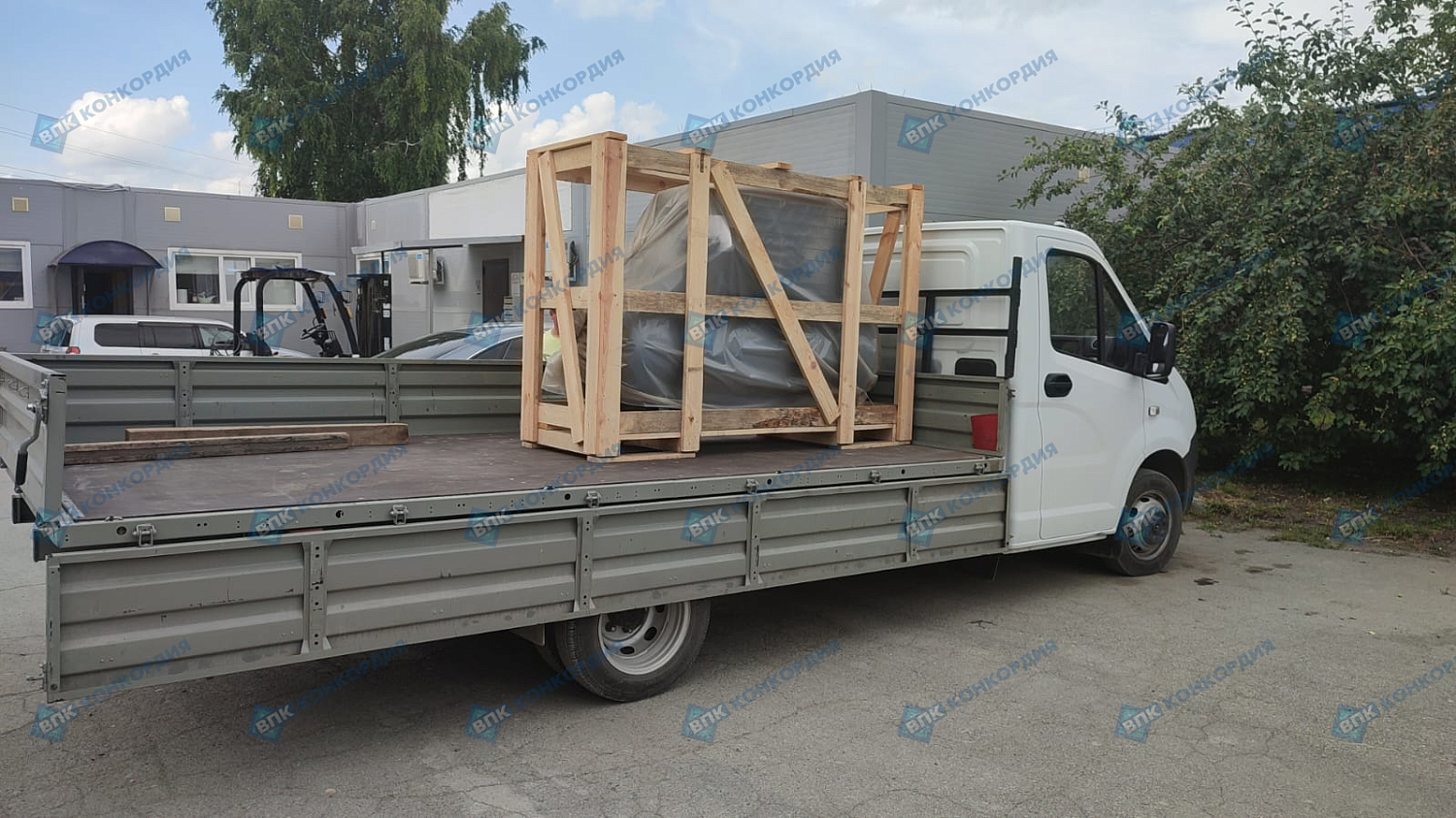 Отгрузка компрессора Remeza СБ4/Ф-500.LT100-11 кВт в г. Новосибирск