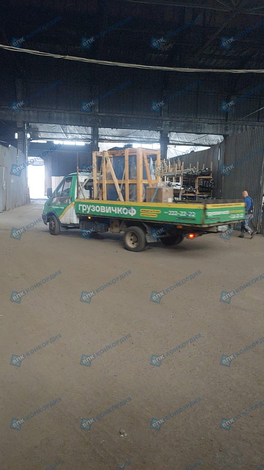 Отгрузка винтового компрессора Remeza ВК10Т-10-270 в г. Санкт-Петербург